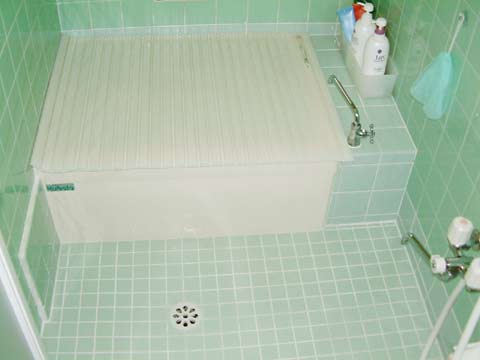 お風呂リフォームなら京都株式会社竹内商店　浴槽取替え工事　施工後