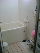 京都　リフォーム　マンション全面改装　浴室施工前