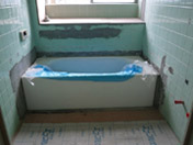 京都　リフォーム　浴室壁塗装施工前�@